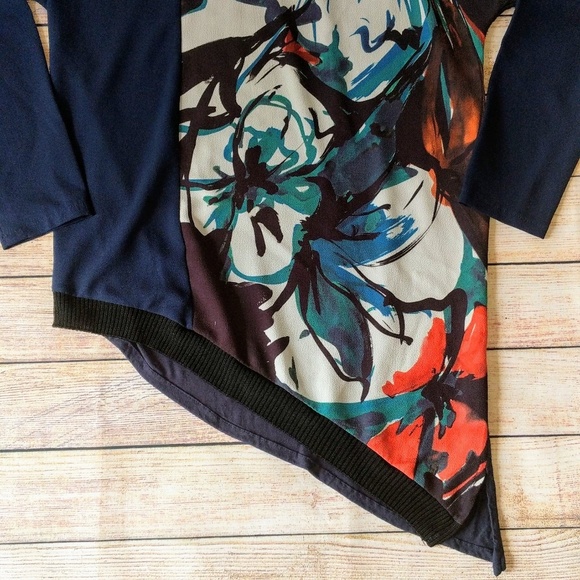 3/$20 Zara Floral Watercolor Asymmetric Hem Top - Picture 6 of 7